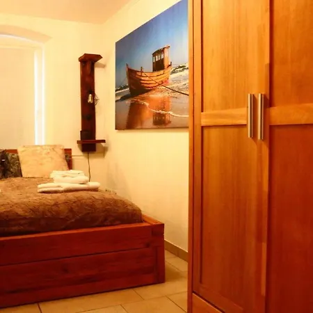Apartman In Hahle 1